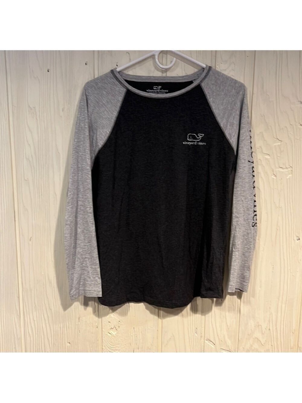 Vineyard Vines Long Sleeve T Shirt Small